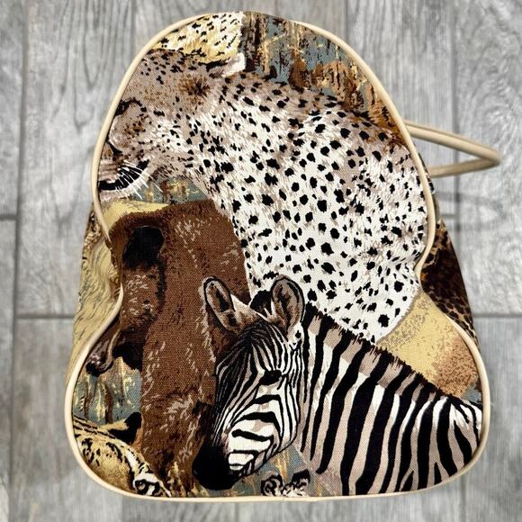 African Animal Safari Themed Medium Duffle & Small Crossbody bag - Picture 7 of 15